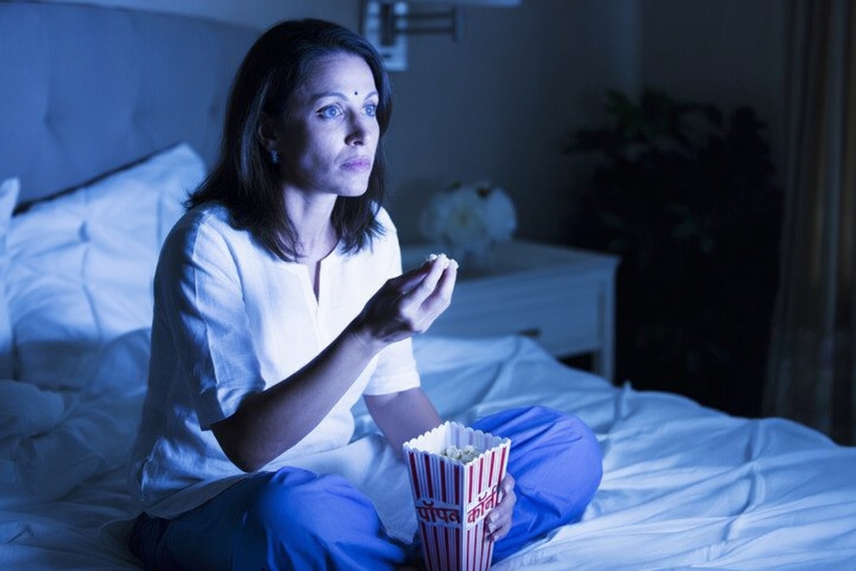 रजोनिवृत्ति के 9 संकेत जिन्हें अपने जीवन को प्रभावित करने से पहले आपको नज़रअंदाज़ नहीं करना चाहिए