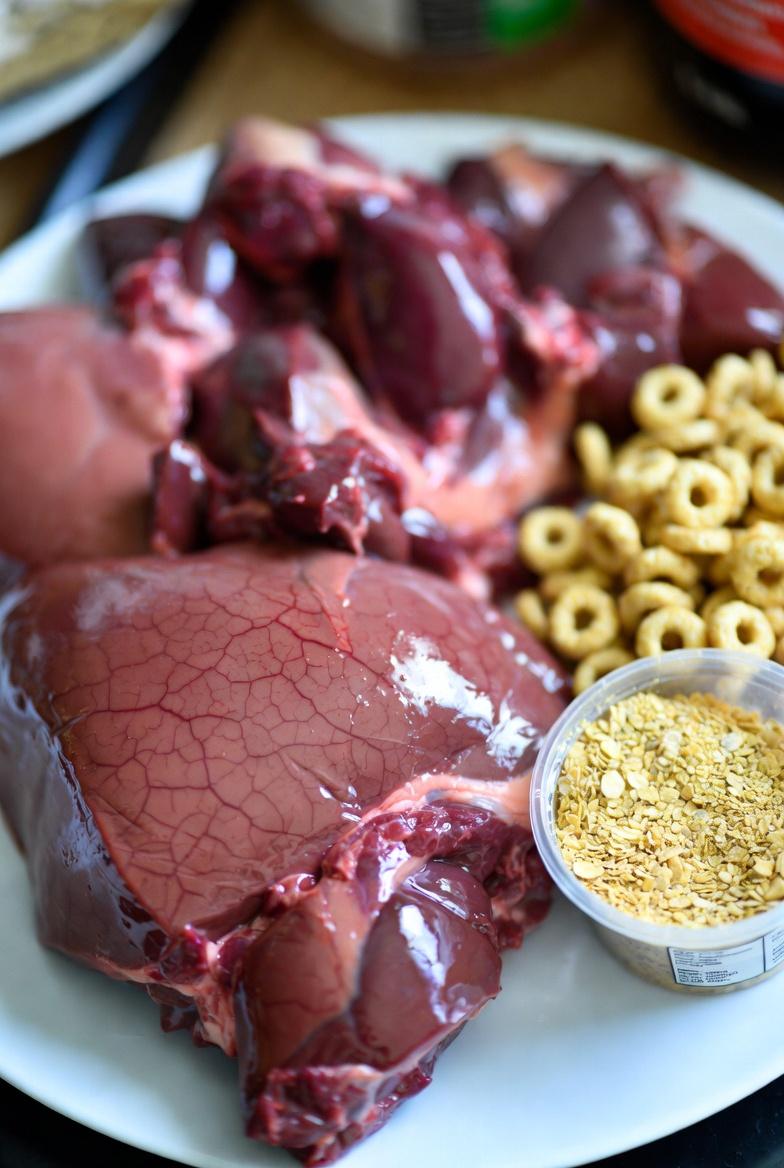 8 अजीब संकेत कि आपका शरीर शायद अधिक विटामिन B12 की मांग कर रहा है